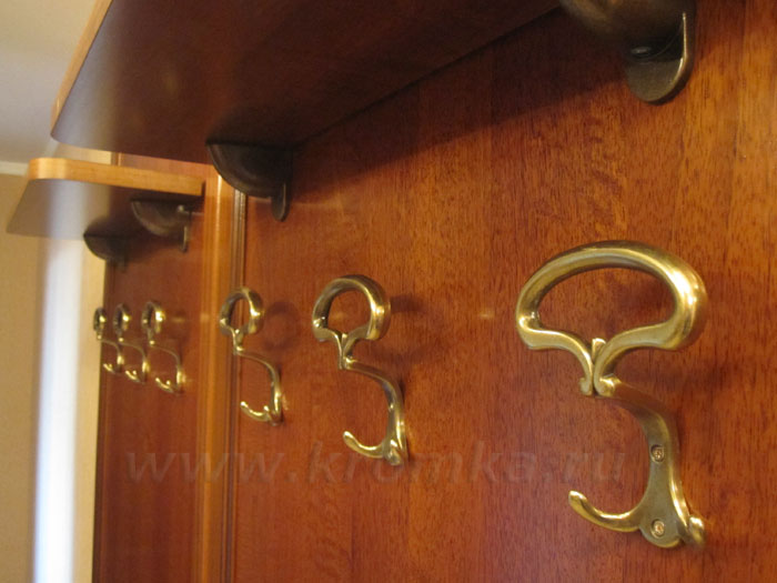 Панели для гардероба - крючки и держатели полок Панели для гардероба - крючки и держатели полок