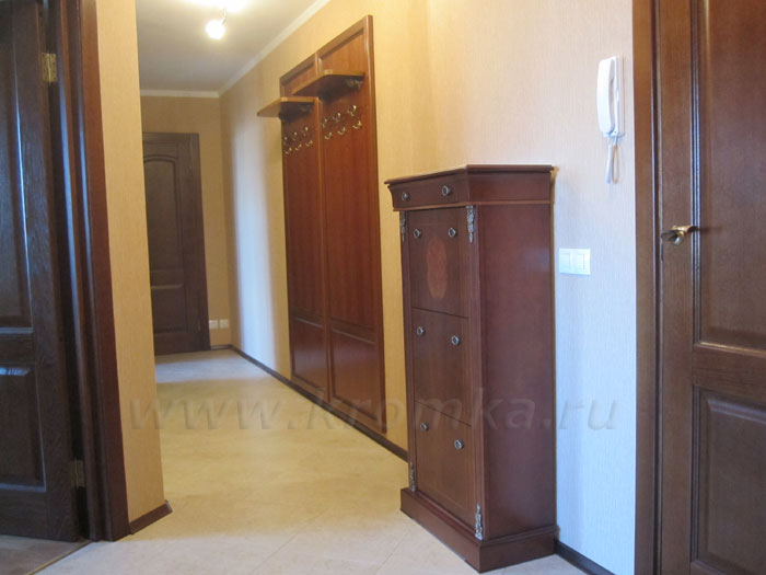 Обувница и панель гардеробного комплекта Обувница и панель гардеробного комплекта