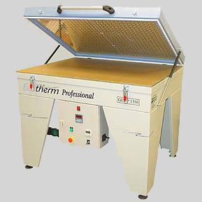 Нагревательный стол